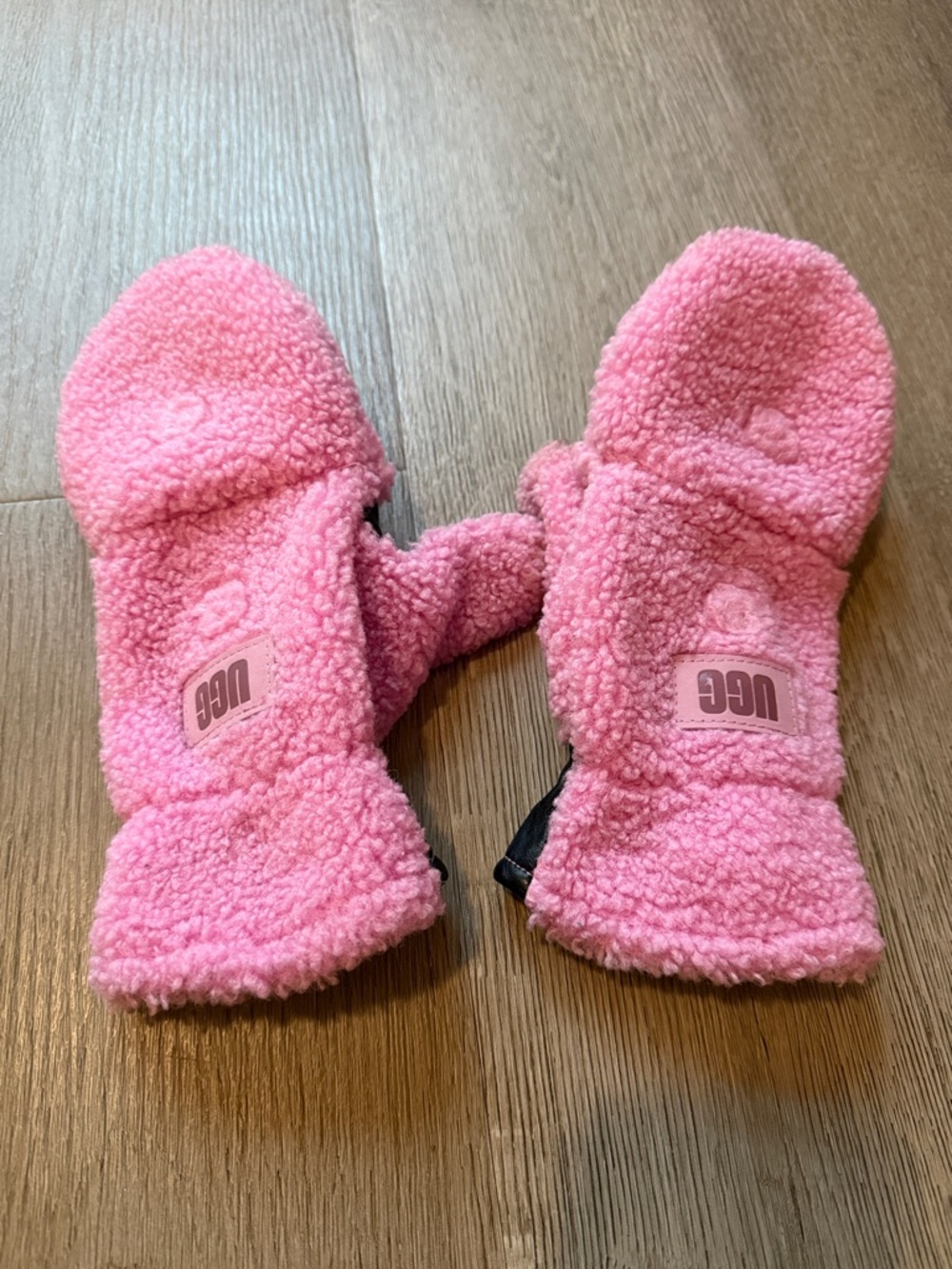 UGG Pink Sherpa Mittens with Logo Patch
